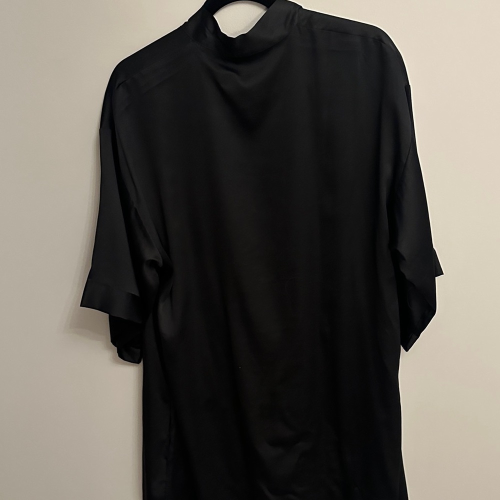 Victoria’s Secret Silk Robe - Picture 4 of 4